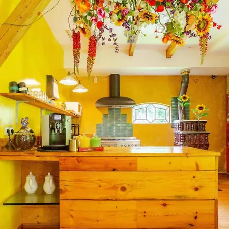 Reijgershof Art Deco With Private Bathroom